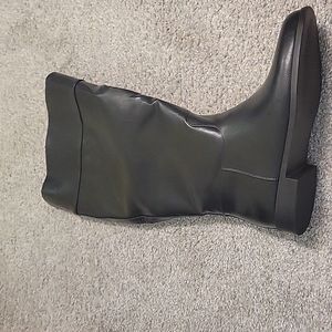 Boots (wide calf)